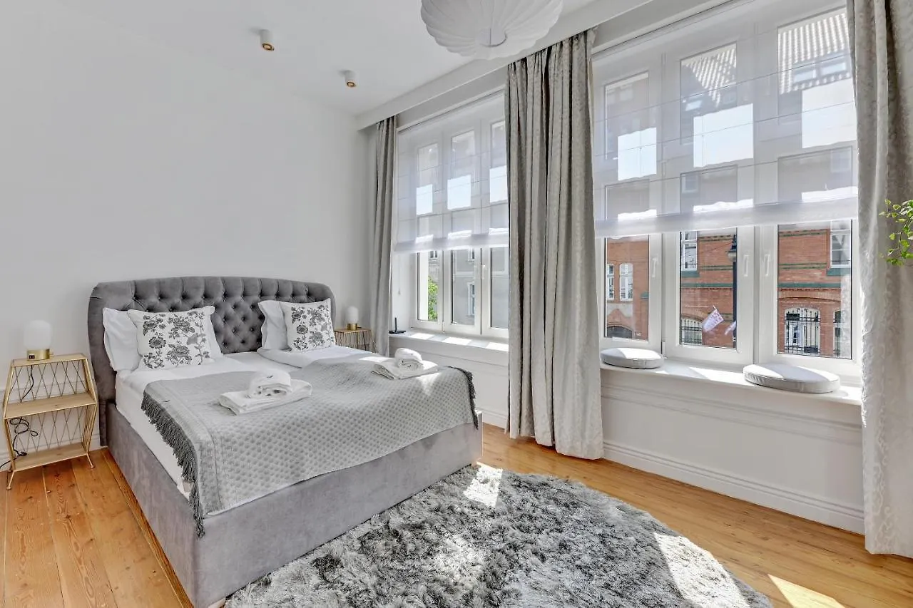 Lion Apartments -Tokio Premium Apartment At The Sopot Center