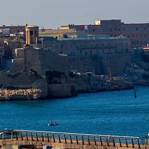 Close To Saint Angelo Apartament Birgu
