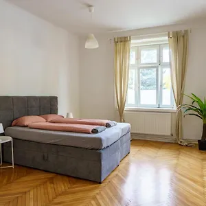 Central Living - Schoenbrunn Apartament Wiedeń